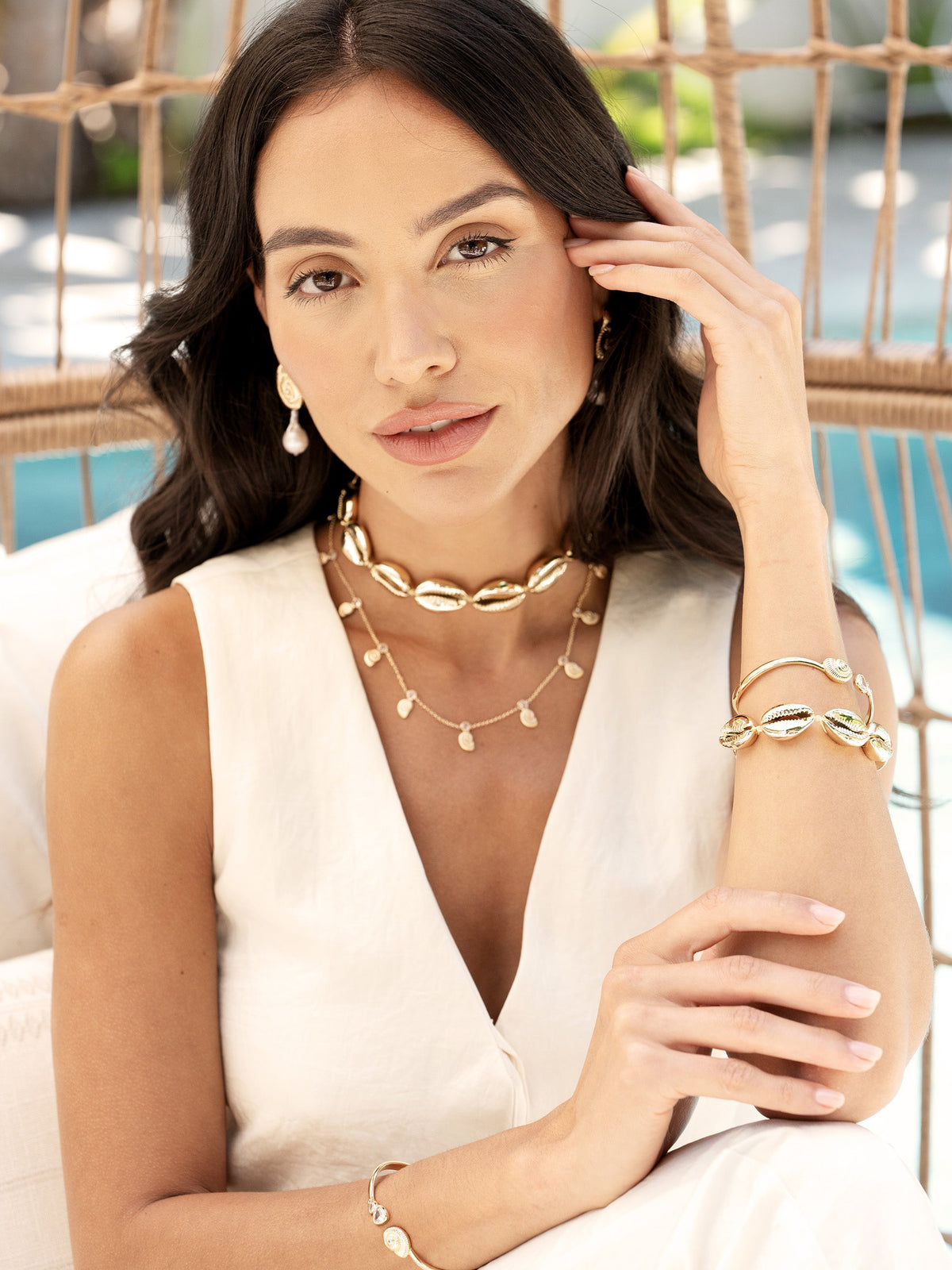 Seven Seas Shell Bracelet - Shell with 18k Gold Plating | Ettika