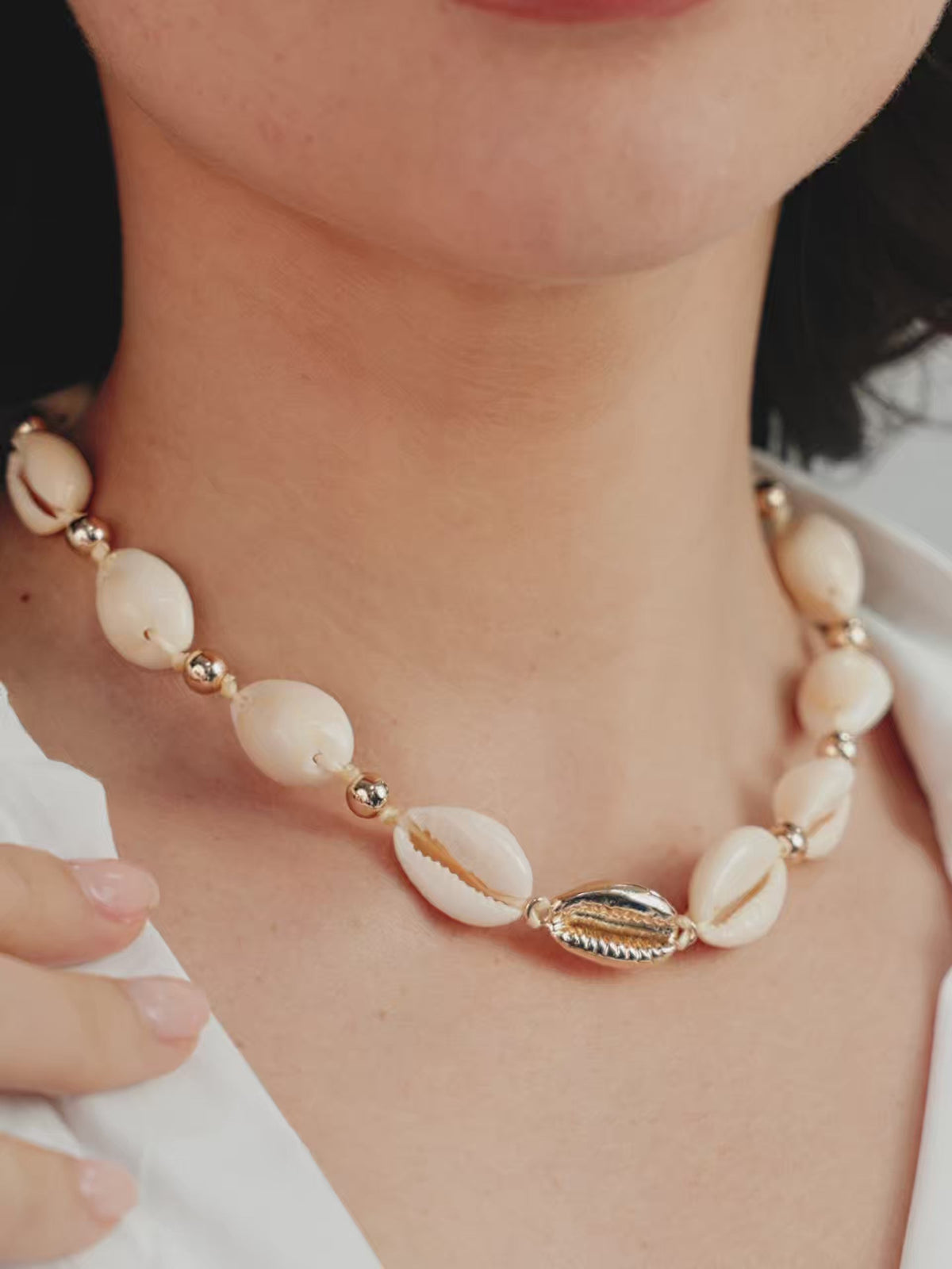 Ettika Jewelry | Shell & 18kt Gold Plated Necklace - Shell with 18k Gold Plating | Ettika