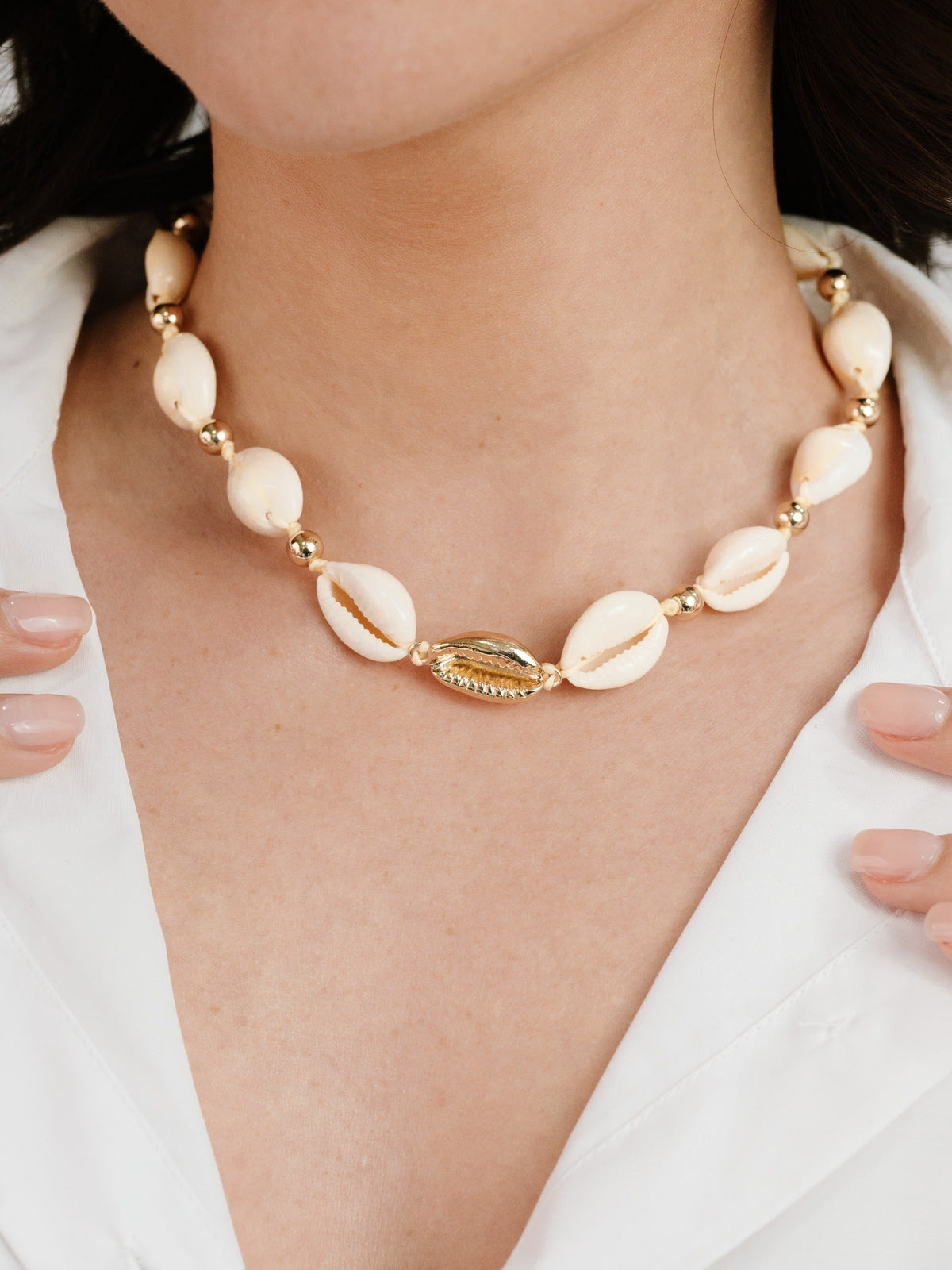 Ettika Jewelry | Shell & 18kt Gold Plated Necklace - Shell with 18k Gold Plating | Ettika