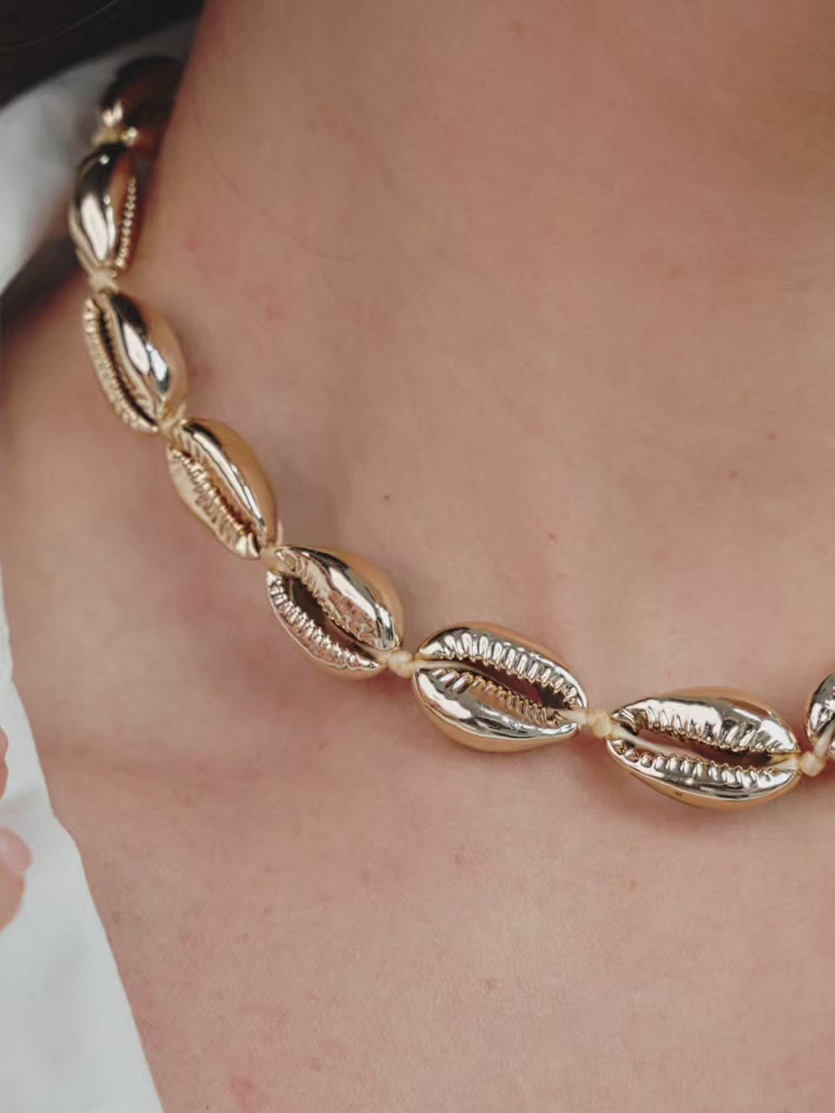 Ettika Jewelry | 18kt Gold Plated Cowrie Shell Necklace - Shell with 18k Gold Plating | Ettika