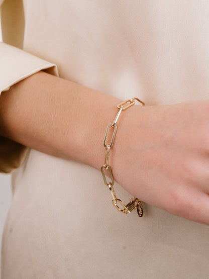 Interlinked Chain Bracelet - 18k Gold Plated | Ettika