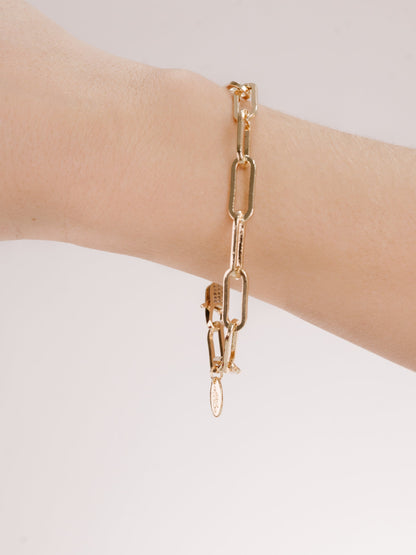 Interlinked Chain Bracelet - 18k Gold Plated | Ettika