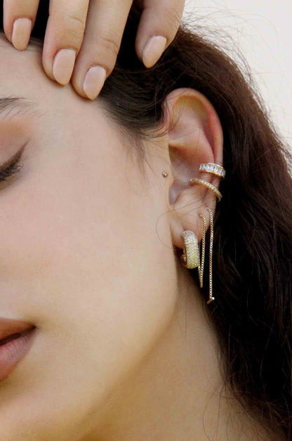 Single Chain Threader Earrings - 18k Gold Plated | Ettika
