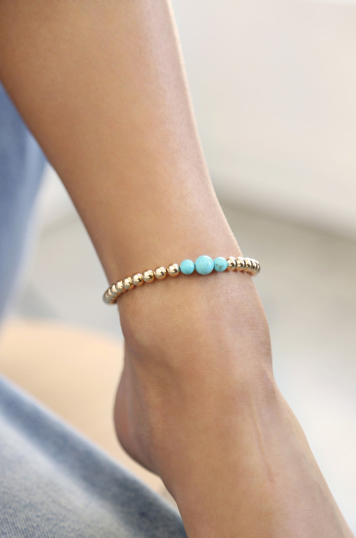 Center Bead Anklet - Clear Crystal with 18k Gold Plating | Ettika