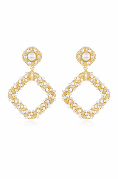Pearl Knocker Earrings - Pearl | Ettika