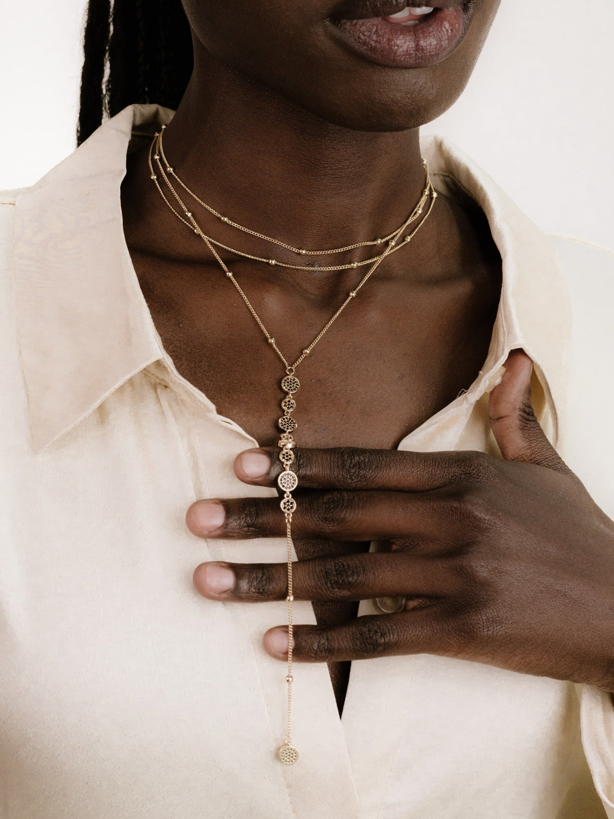 Bali Dreams Crystal Lariat Necklace - Black Crystal with 18k Gold Plating | Ettika