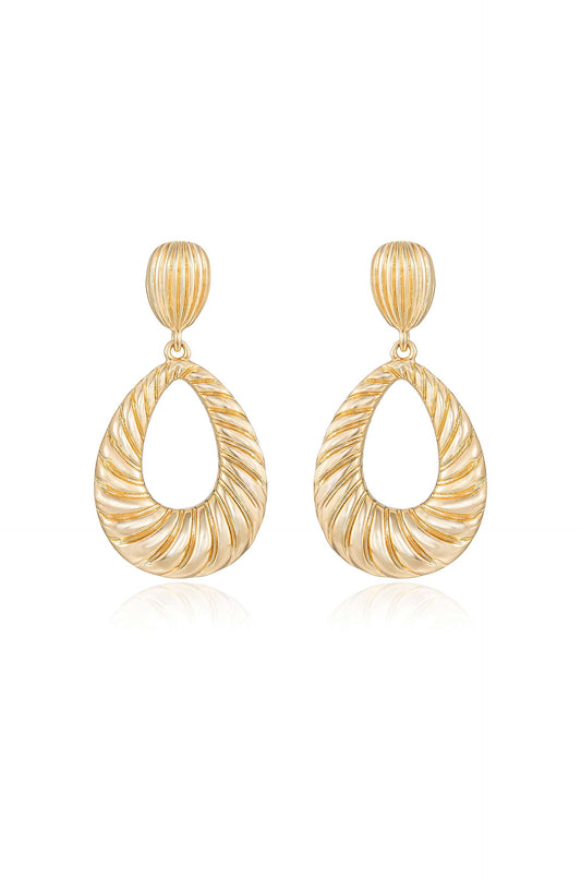Teardrop Wave Detailed Earrings - 18k Gold Plated | Ettika
