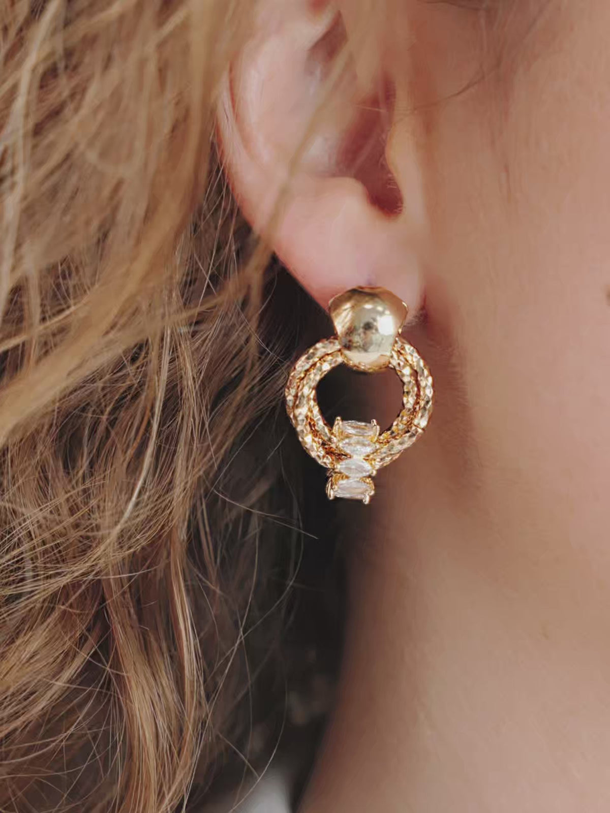 Mini Barrel Crystal Earrings - Clear Crystals | Ettika