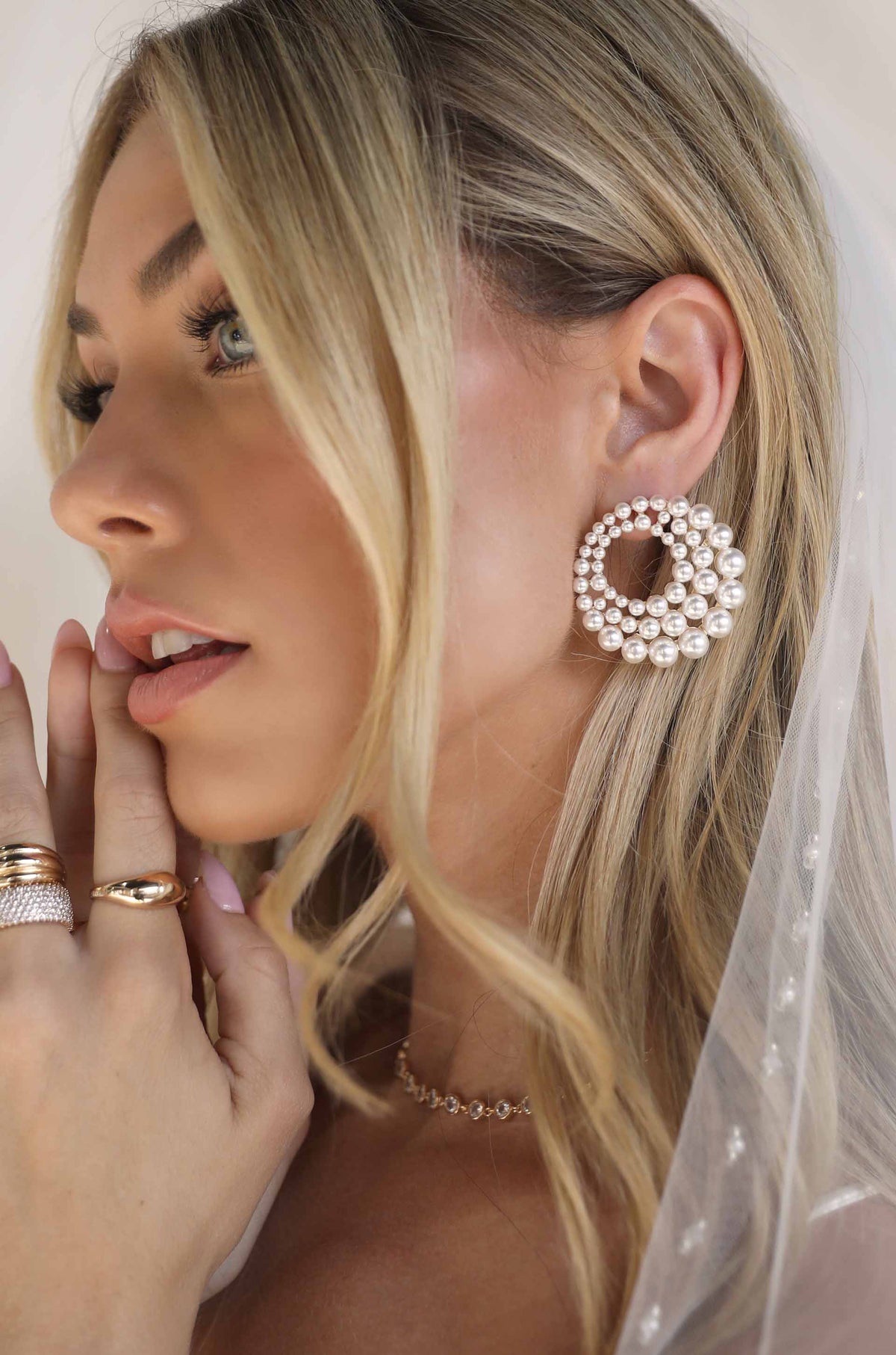 Blushing Pearl Earrings - Pearl | Ettika