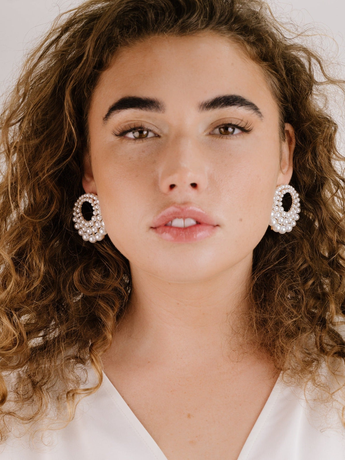 Blushing Pearl Earrings - Pearl | Ettika