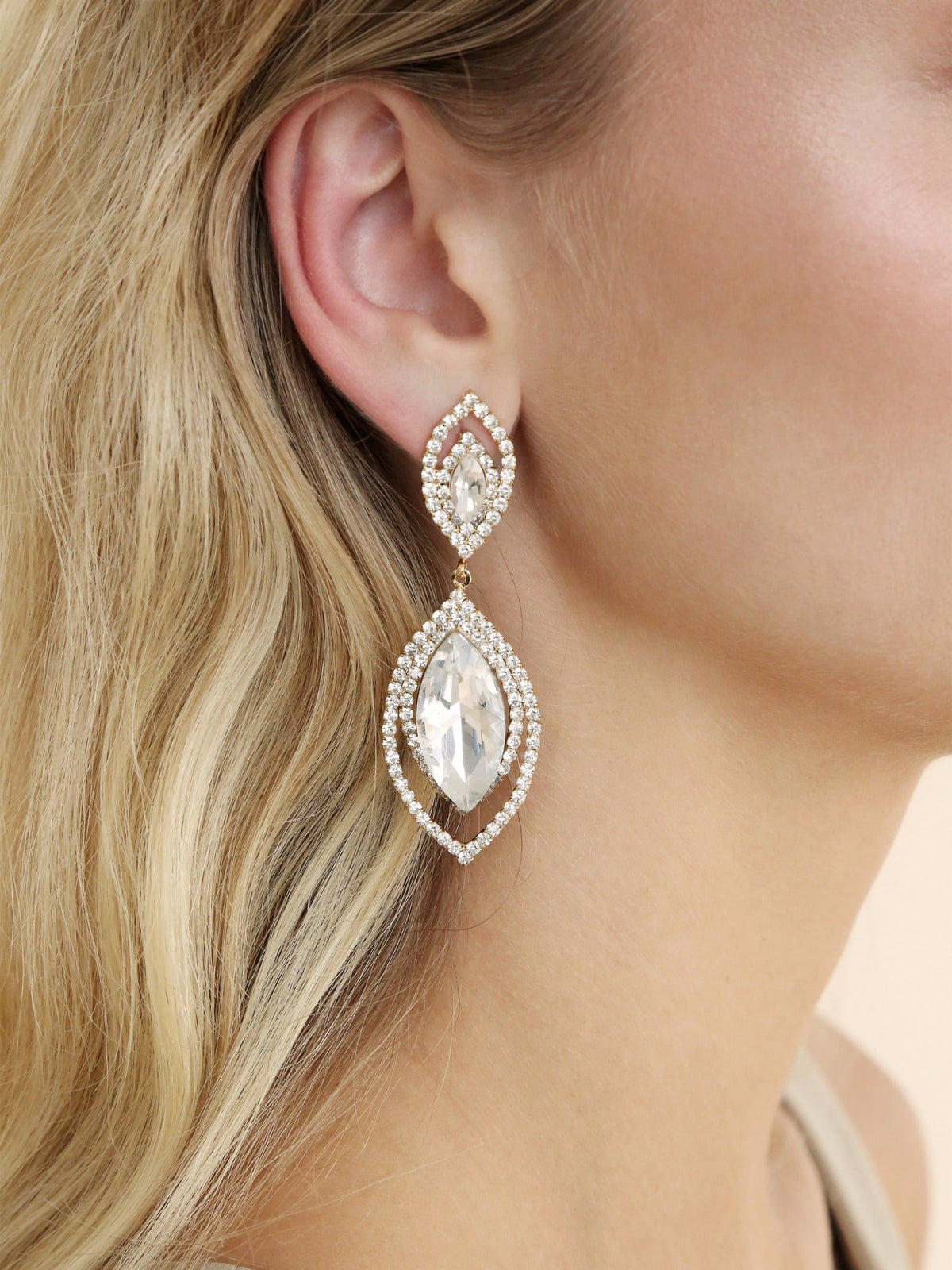 Timeless Crystal Dangle Earrings - Clear Crystals | Ettika