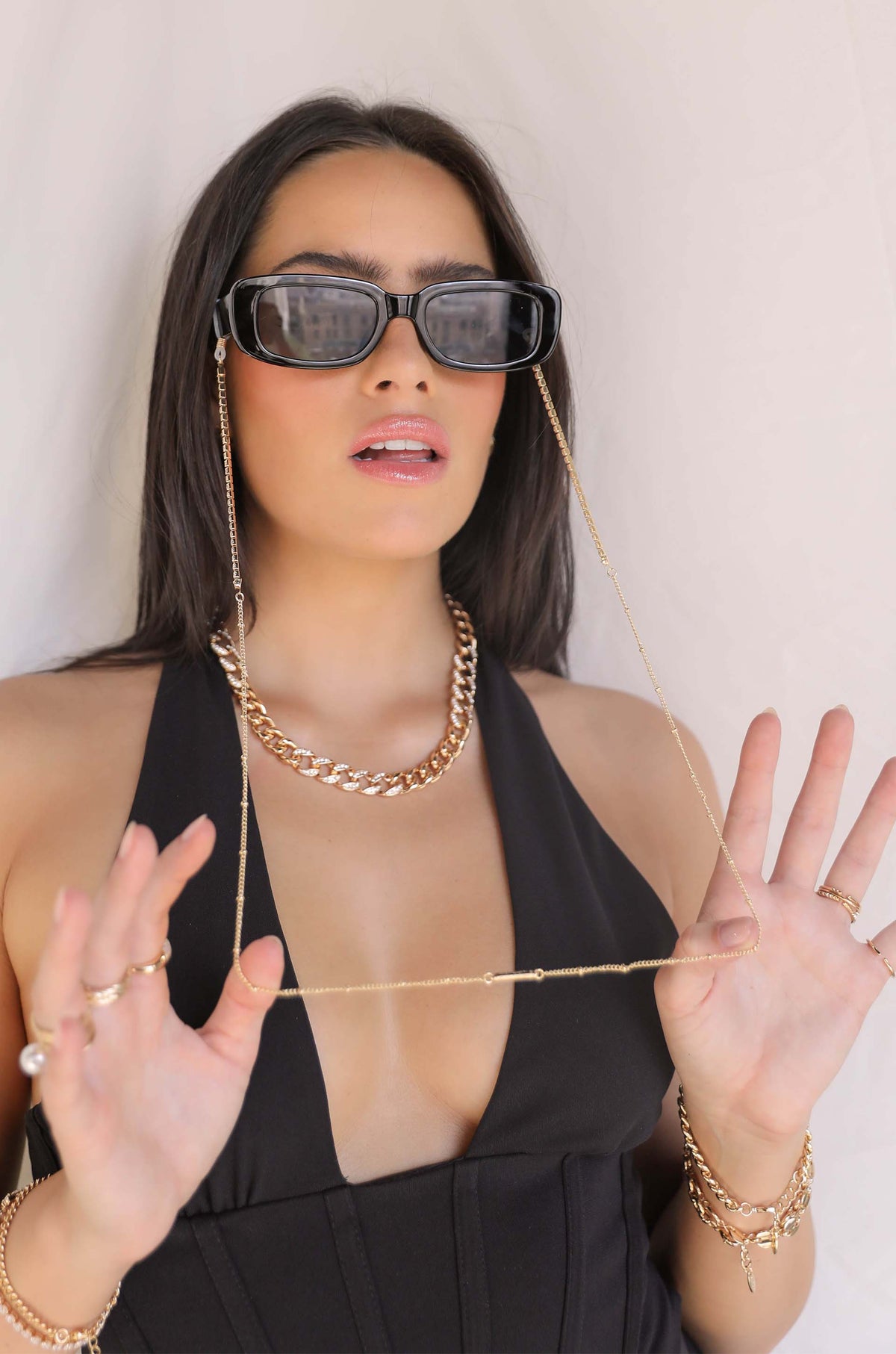 Crystal Shores Eyeglass Chain - Gold Tone | Ettika