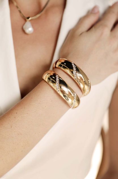 Crystal Dotted Bangle - Clear Crystals | Ettika