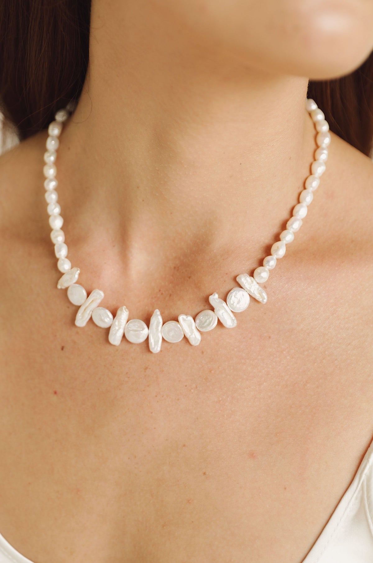 Coastal Views Freshwater Pearl Necklace - Pearl | Ettika