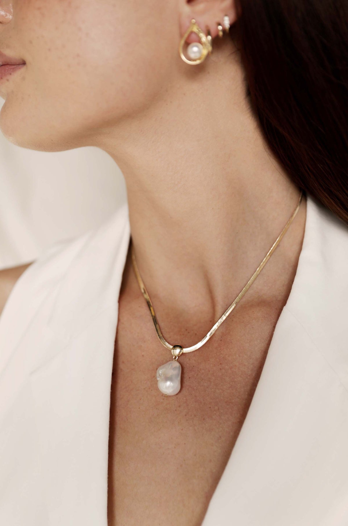 Baroque Pearl Pendant Necklace - Pearl with 18k Gold Plating | Ettika