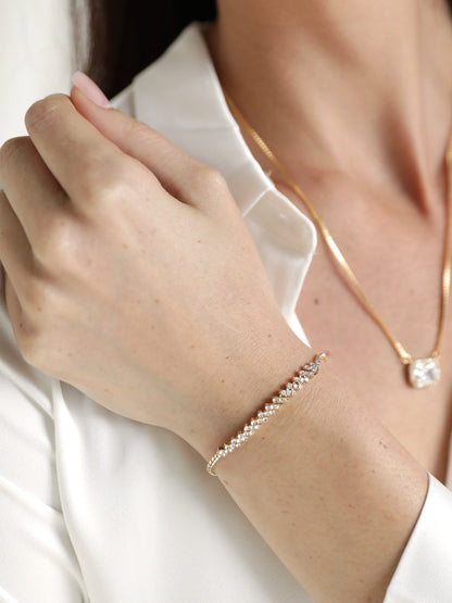 Delicate Shine Adjustable Bracelet - Clear Crystal with 18k Gold Plating | Ettika