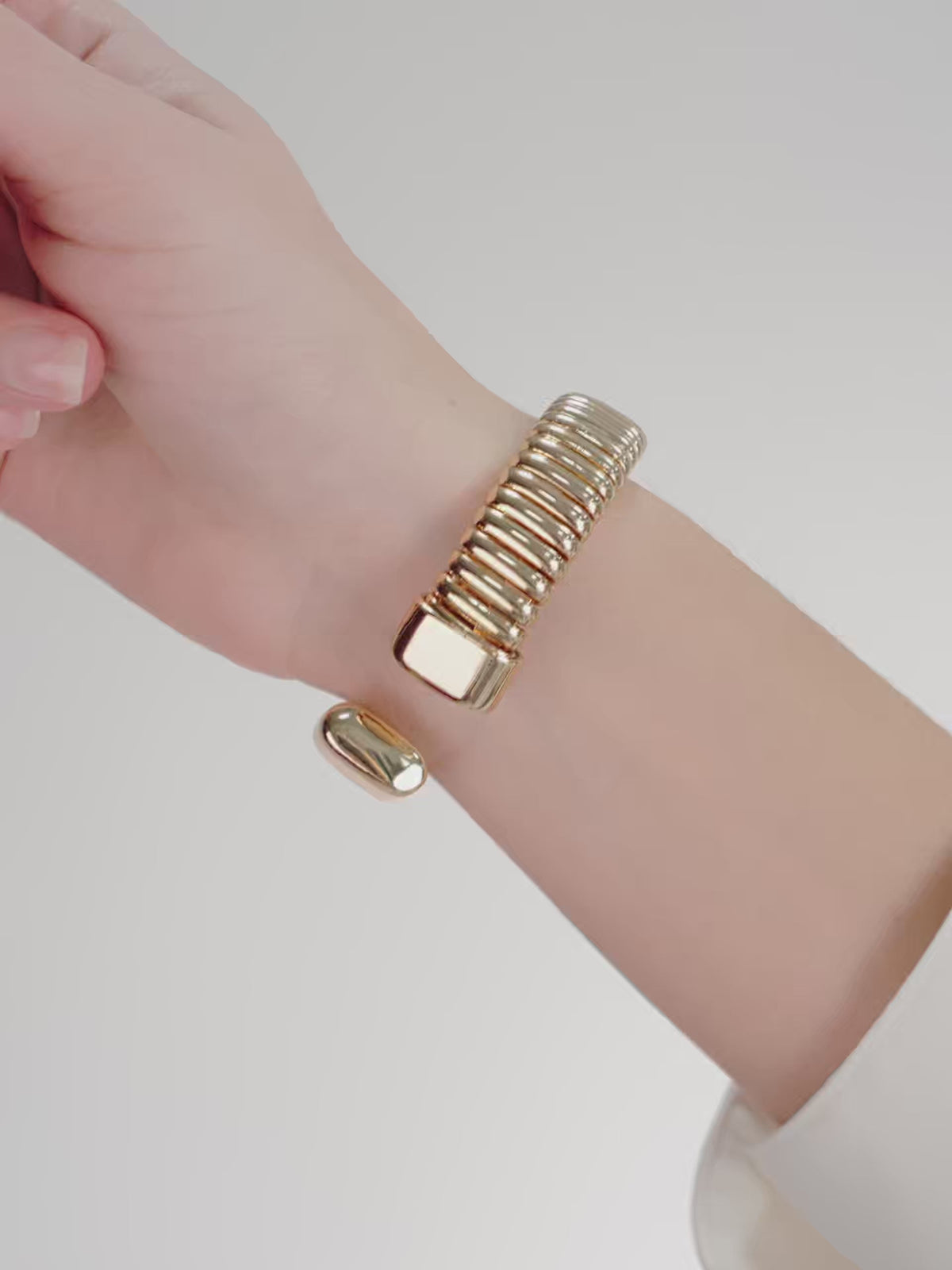 Flex Band Cuff - 18k Gold Plated | Ettika