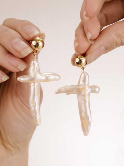 Organic Freshwater Pearl Cross Earrings - Pearl | Ettika