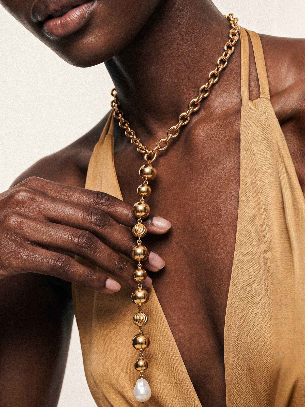 Deep Drop Pearl Lariat Necklace - Pearl with 18k Gold Plating | Ettika