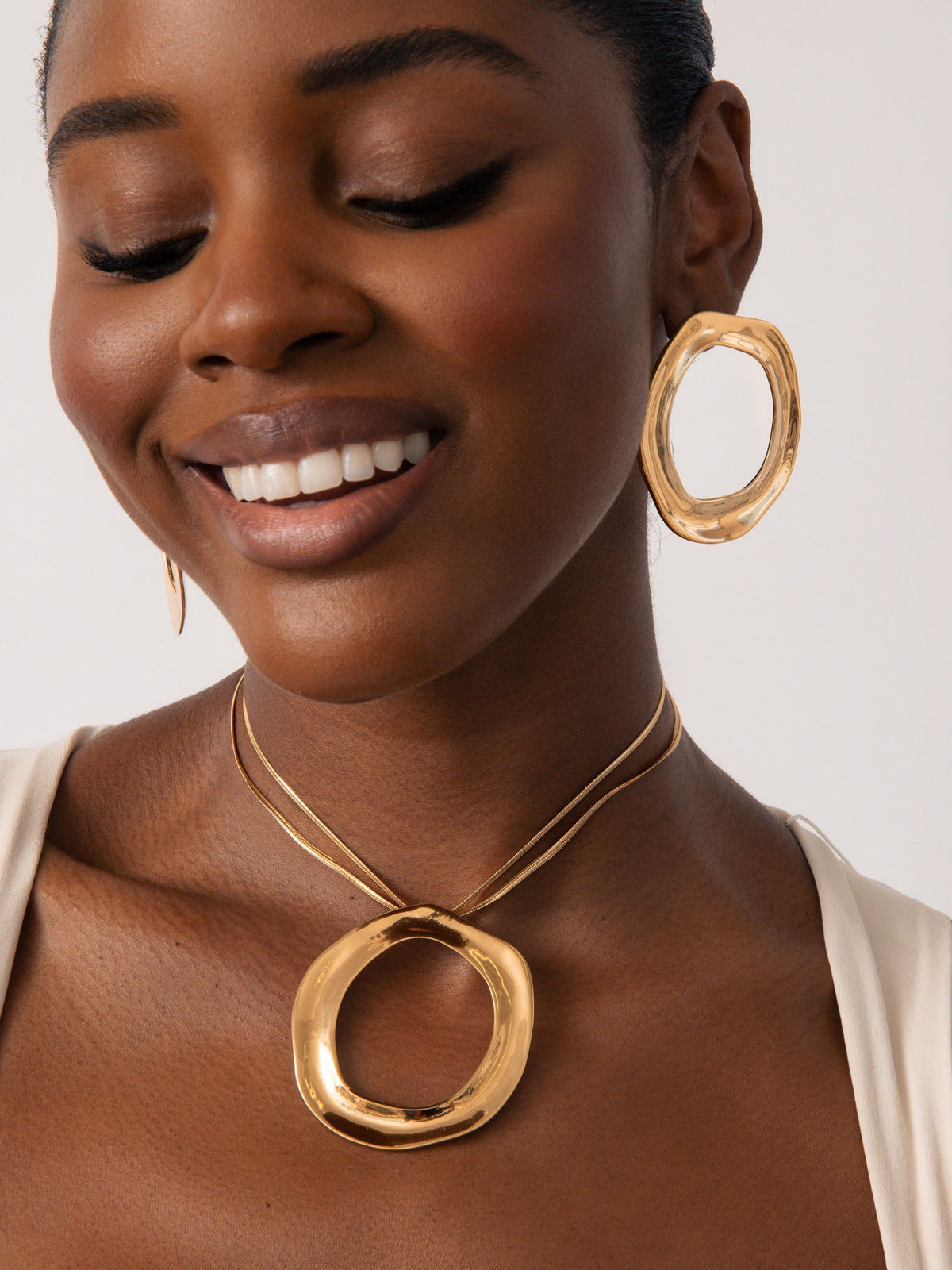 Open Circle Necklace - 18k Gold Plated | Ettika