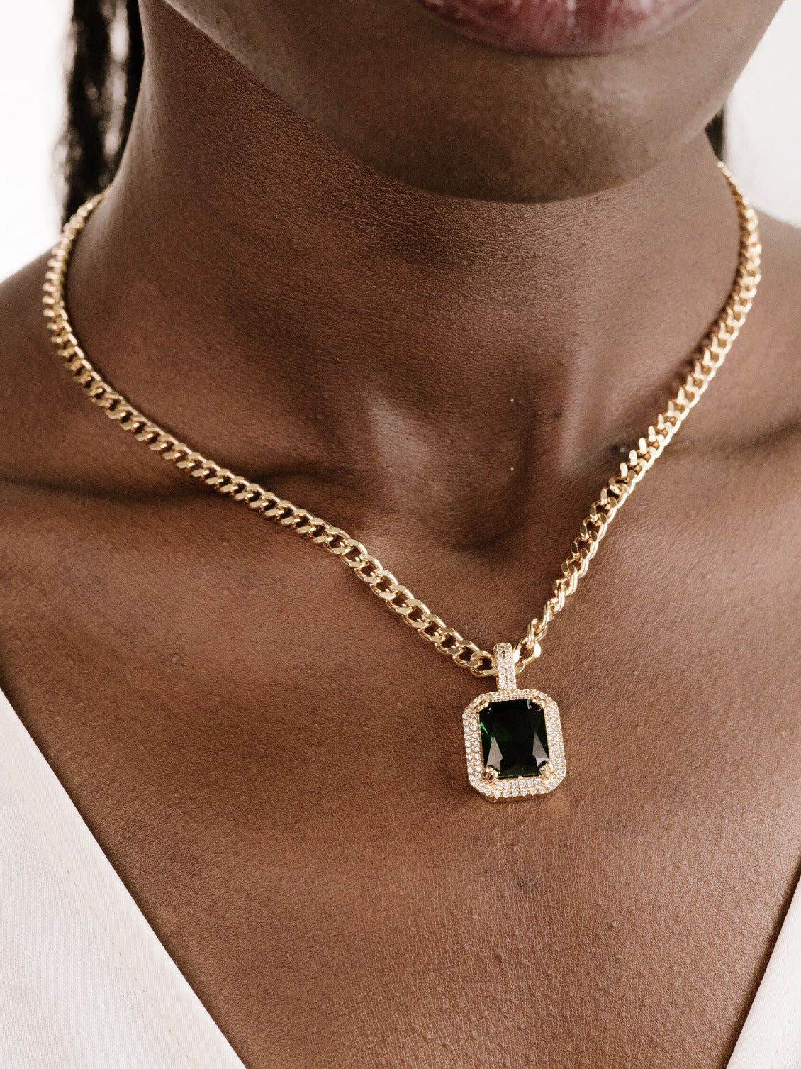 Emerald Stone Pendant Link Necklace - Emerald Crystal with 18k Gold Plating | Ettika