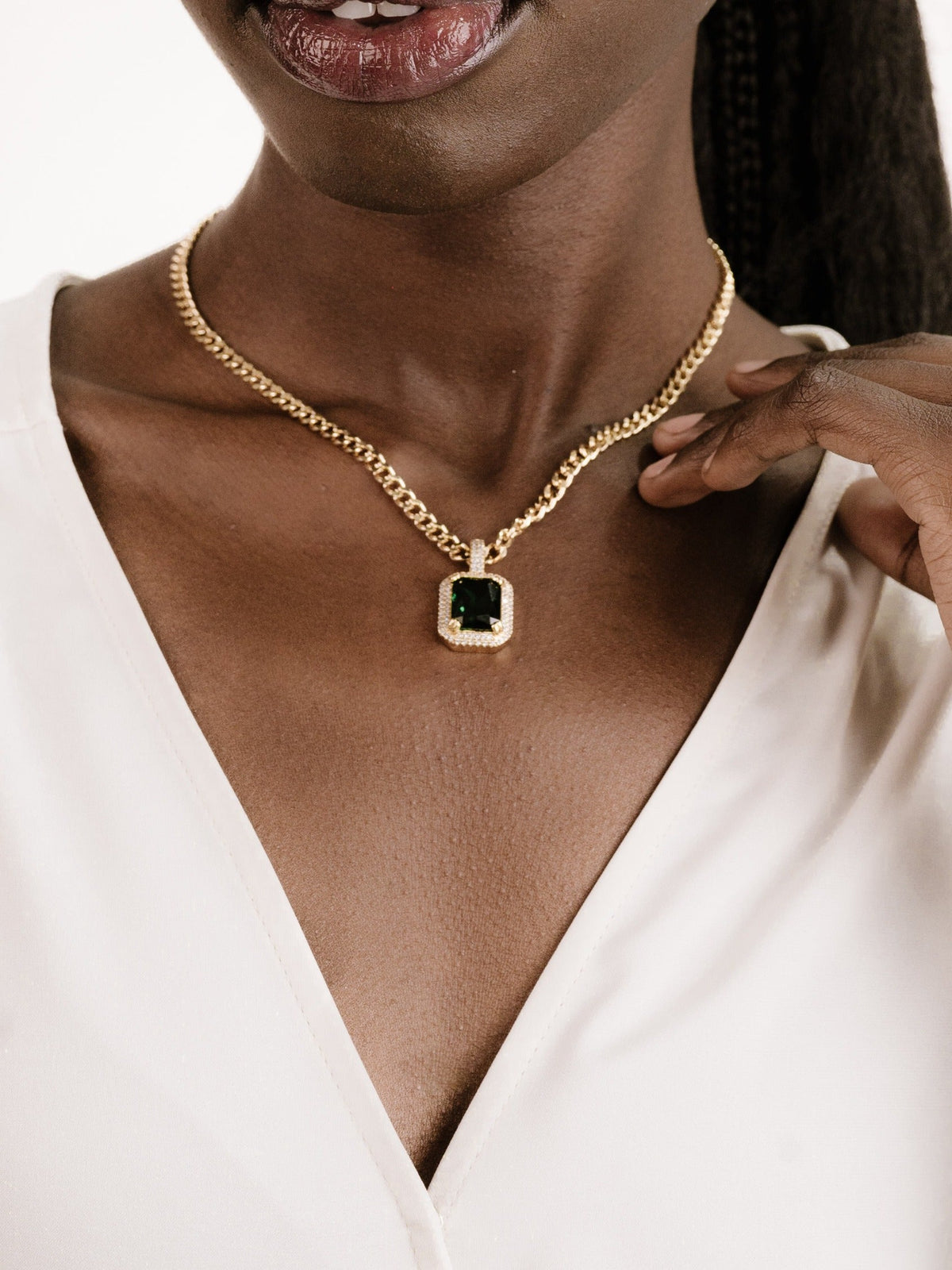 Emerald Stone Pendant Link Necklace - Emerald Crystal with 18k Gold Plating | Ettika