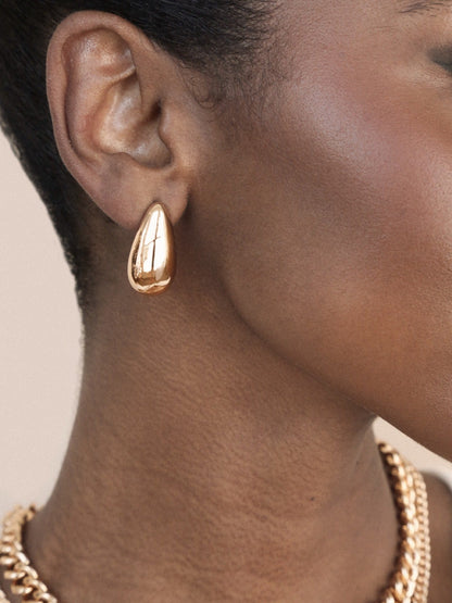 Golden Teardrop Earrings - 18k Gold Plated | Ettika