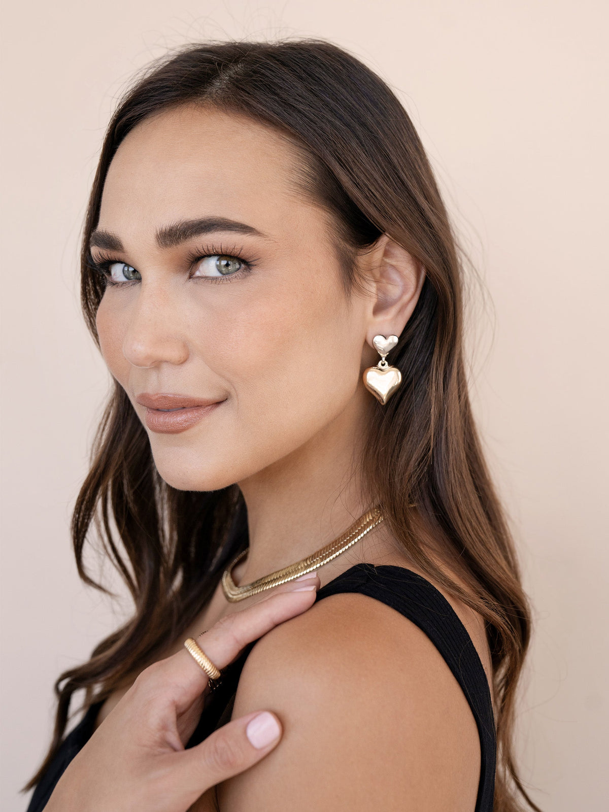 Mixed Metal Heart Earrings - Rhodium and 18k Gold Plated | Ettika