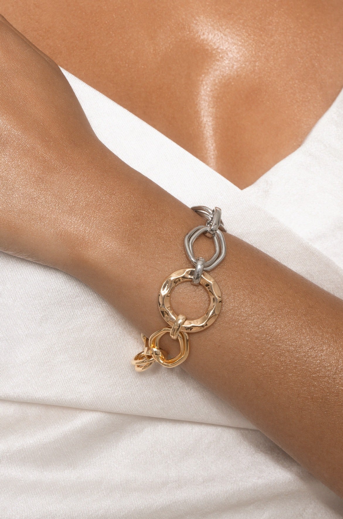 Mixed Metal Chain Link Bracelet - Rhodium and 18k Gold Plated | Ettika