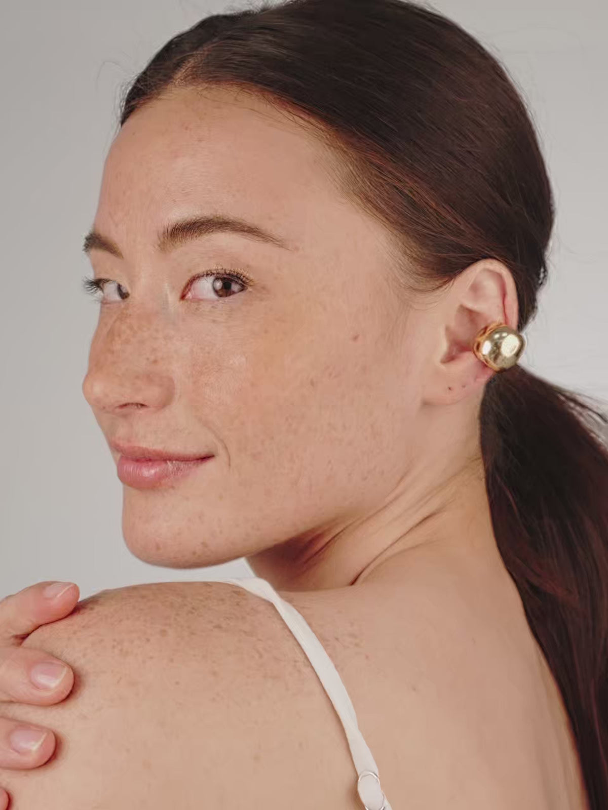 Chunky Metal Ear Cuff - 18k Gold Plated | Ettika
