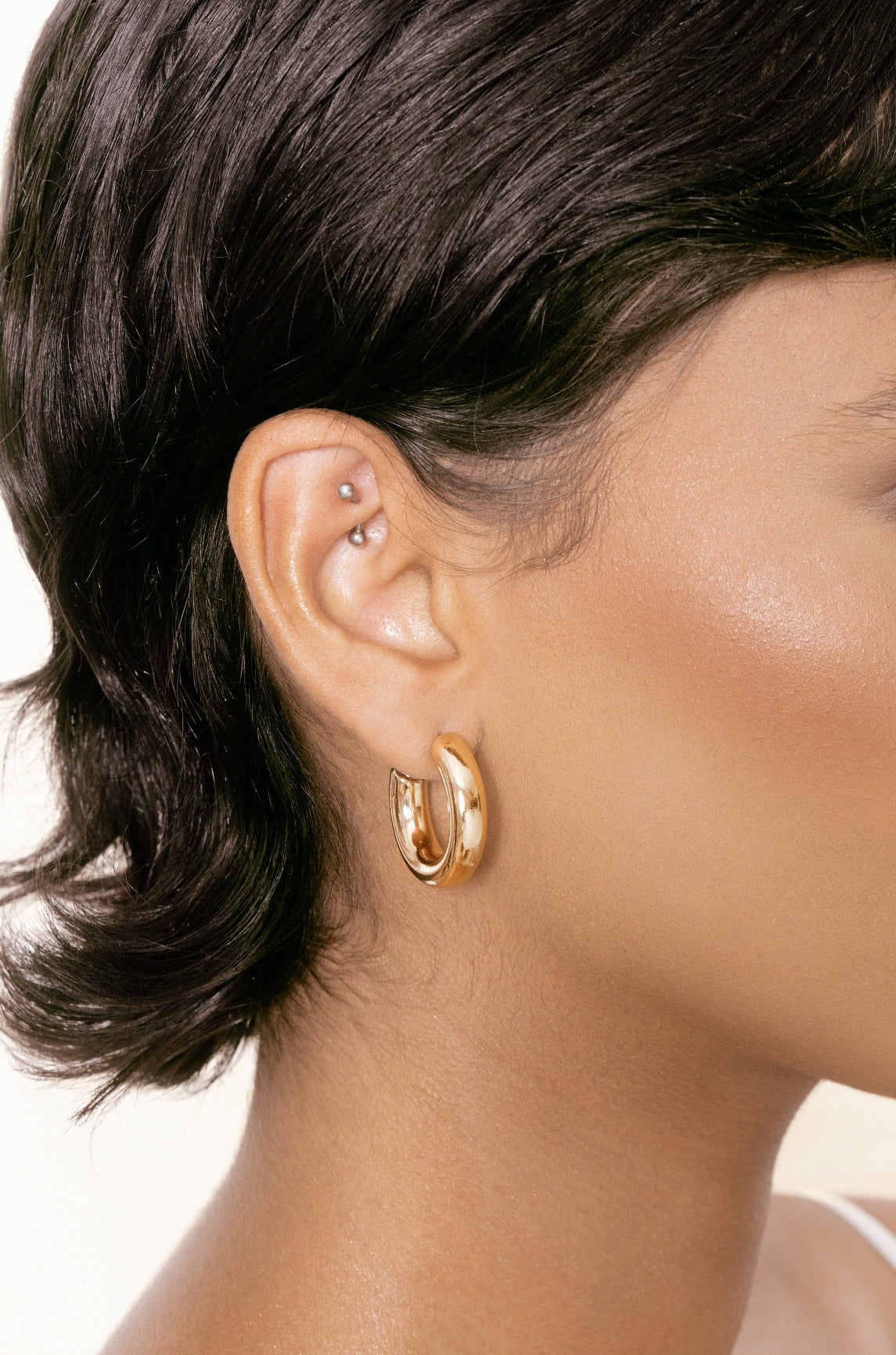 Small Thick Classic Hoops - 18k Gold Plated | Ettika