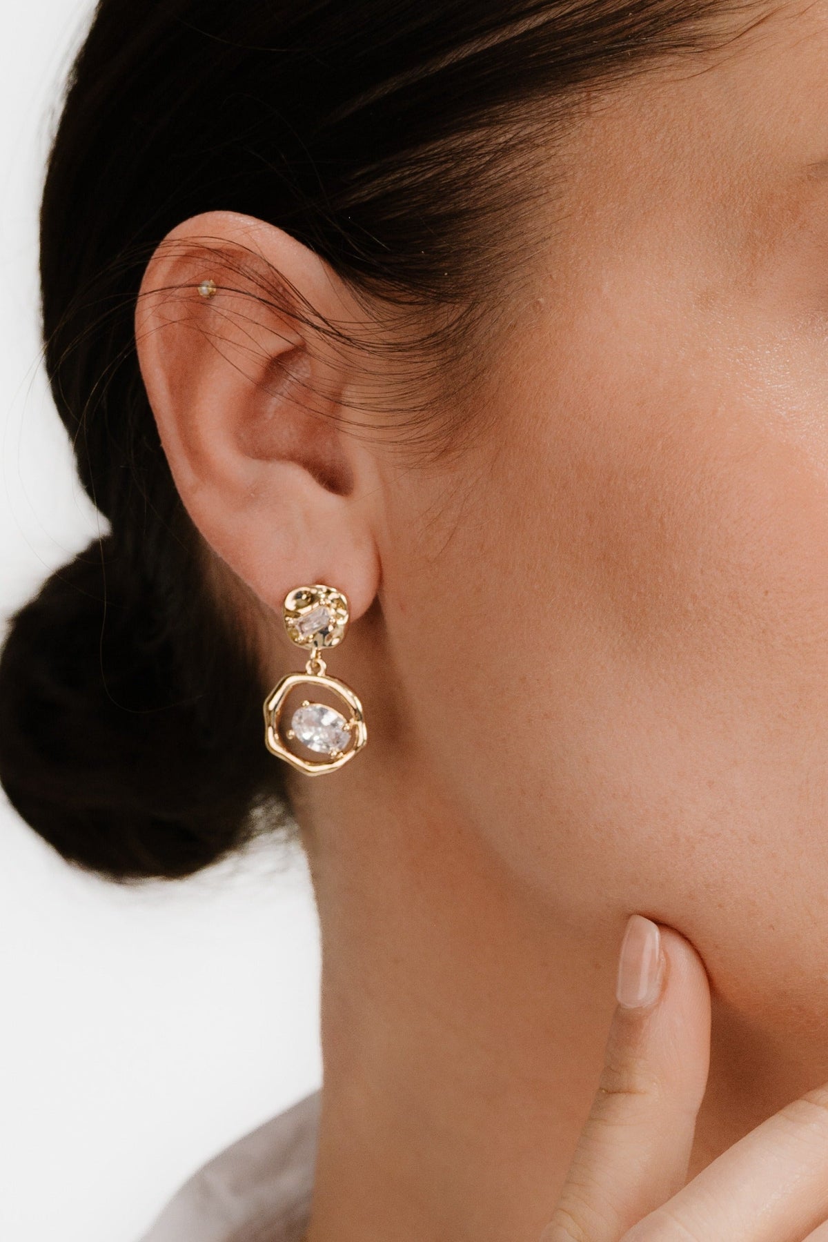 Organic Shape Crystal Earrings - Clear Crystal with 18k Gold Plating | Ettika