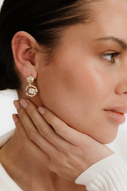 Organic Shape Crystal Earrings - Clear Crystal with 18k Gold Plating | Ettika