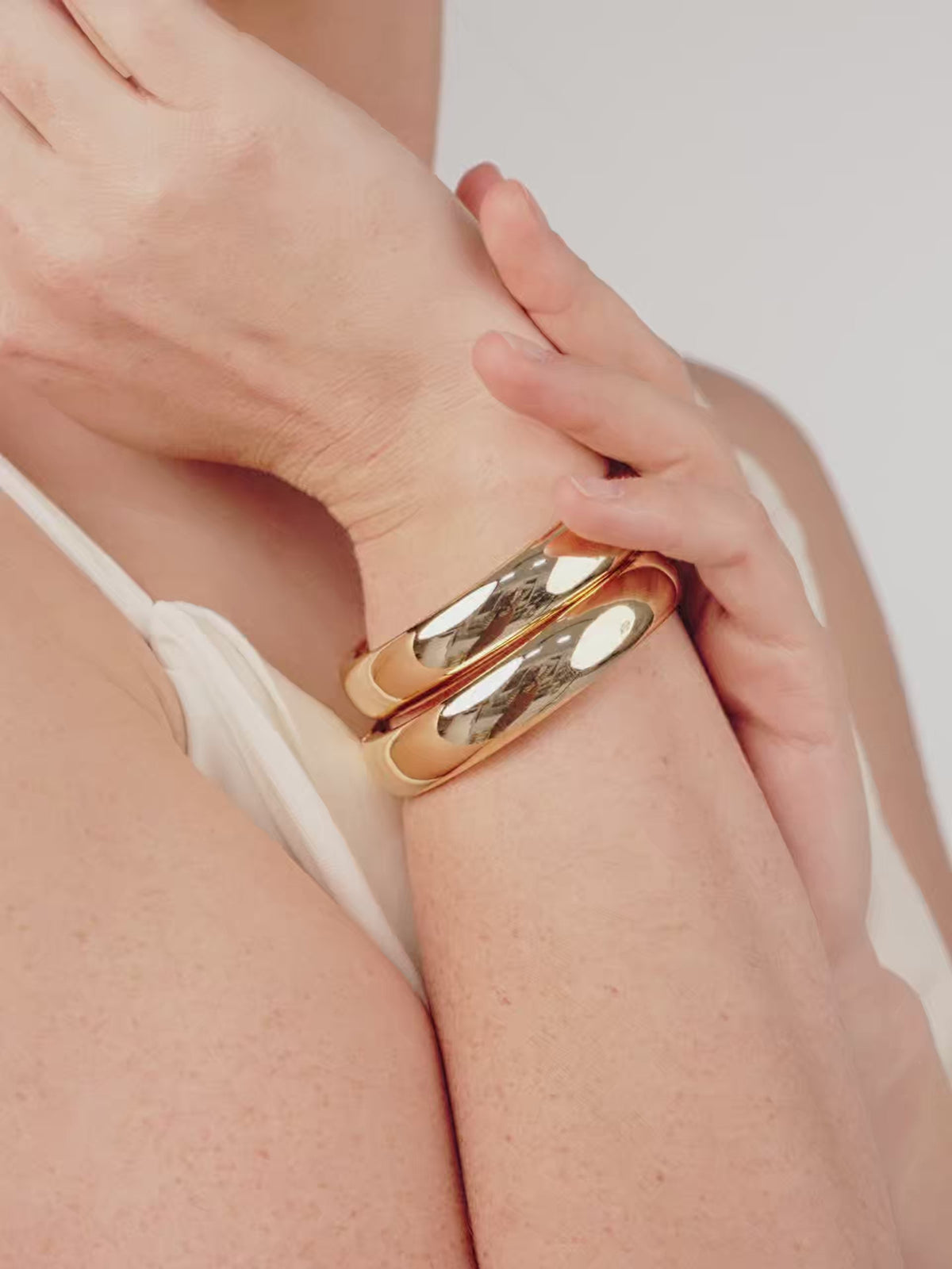 Simple Stack Bangle Set - 18k Gold Plated | Ettika
