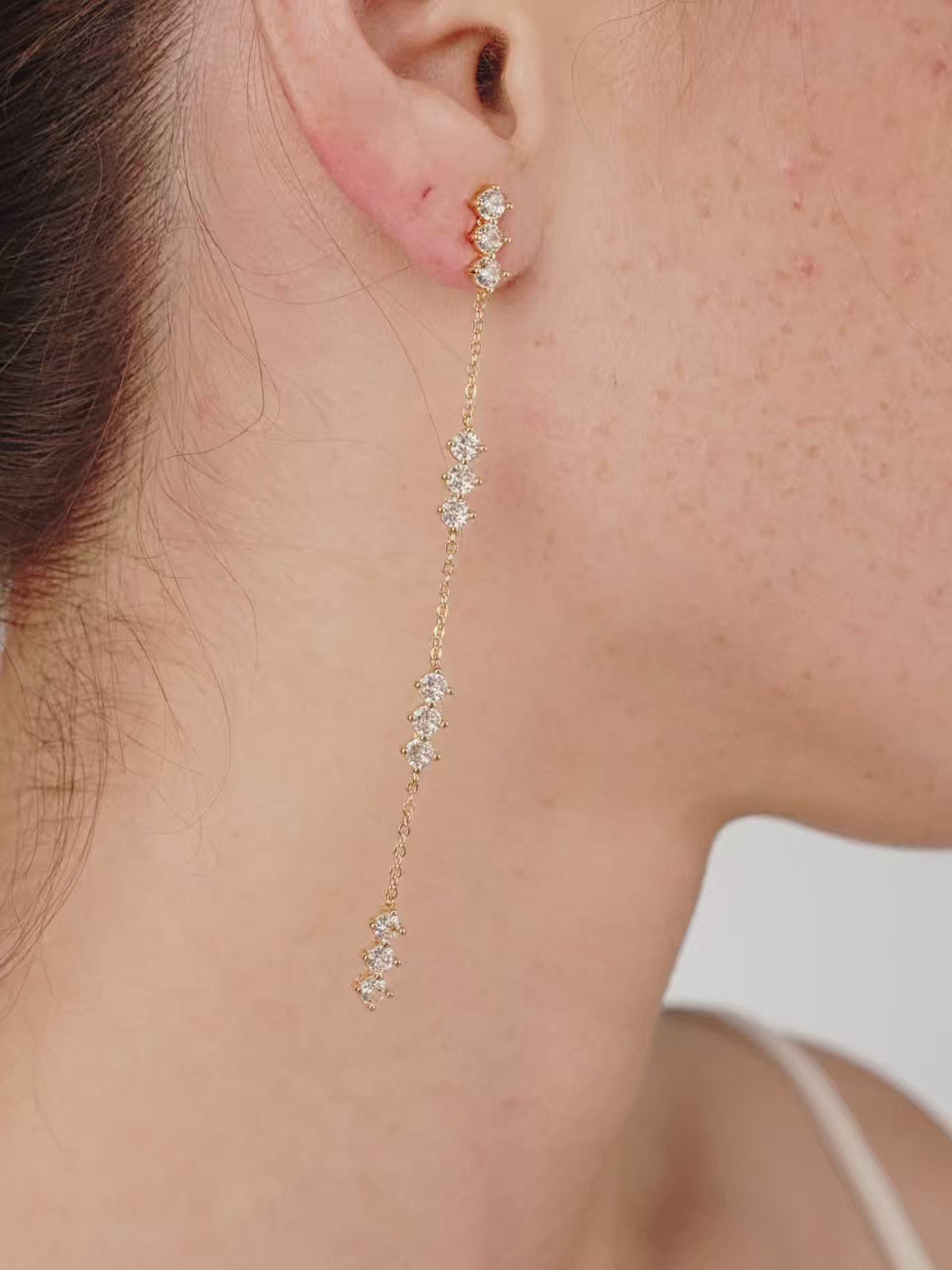 Linear Crystal Drop Earrings - Clear Crystals | Ettika