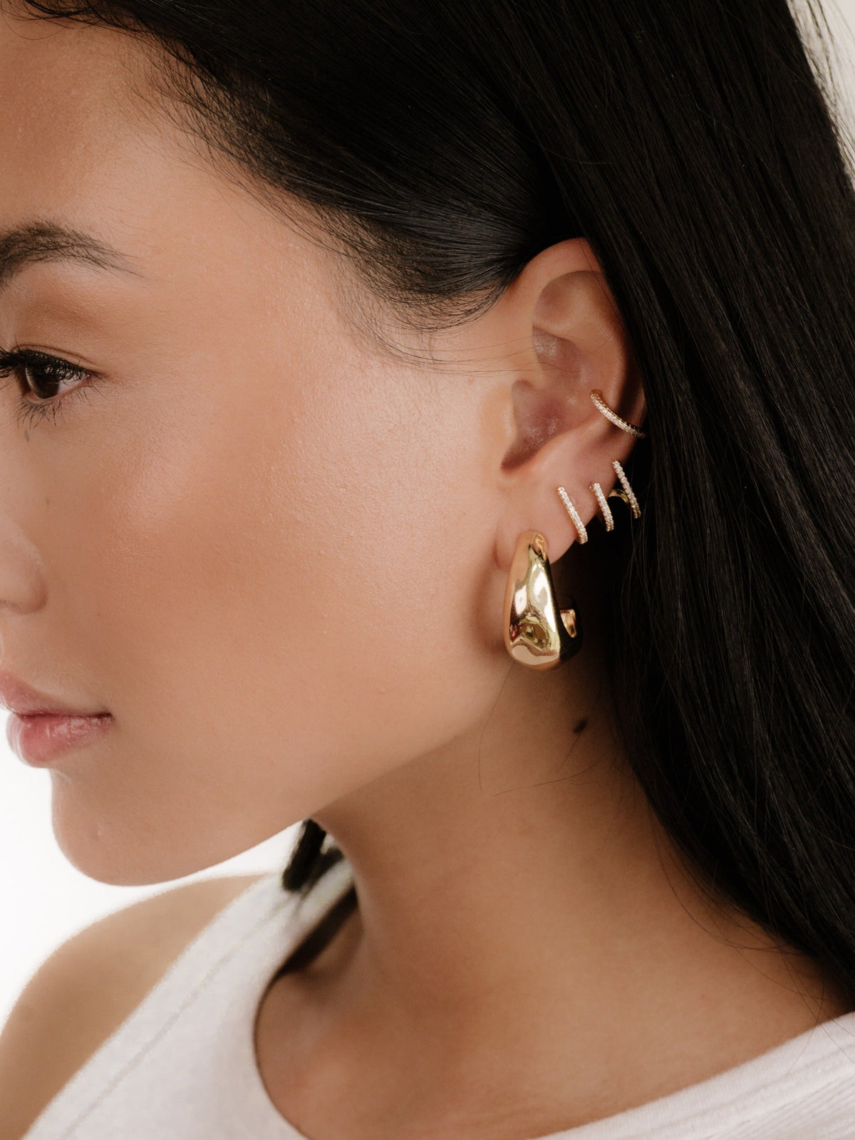 True Golden Hoop Earrings - 18k Gold Plated | Ettika