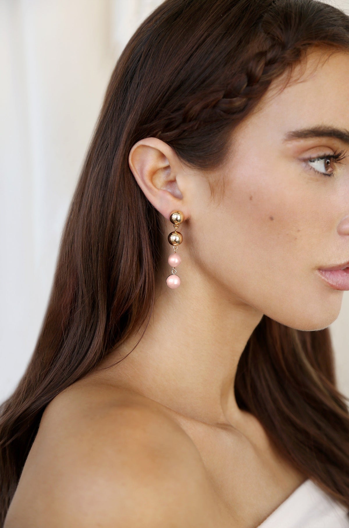 Resort Drop Earrings - White Pearl with 18k Gold Plating | Ettika
