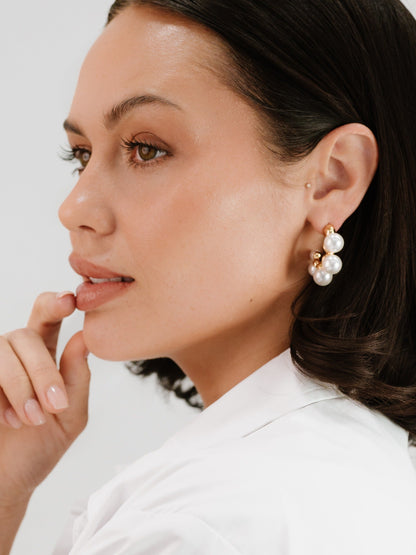 Five Pearls Hoop Earrings - Pink Pearl with 18k Gold Plating | Ettika