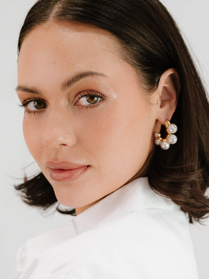 Five Pearls Hoop Earrings - Pink Pearl with 18k Gold Plating | Ettika