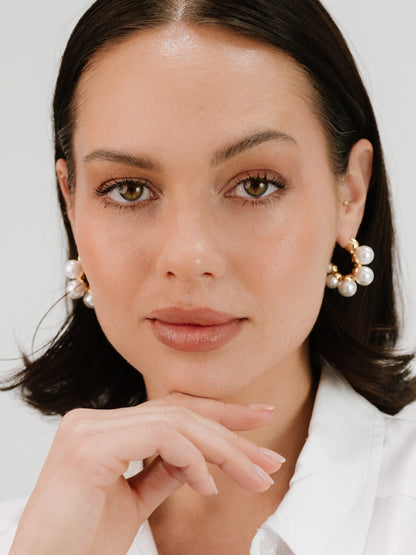Five Pearls Hoop Earrings - Pink Pearl with 18k Gold Plating | Ettika