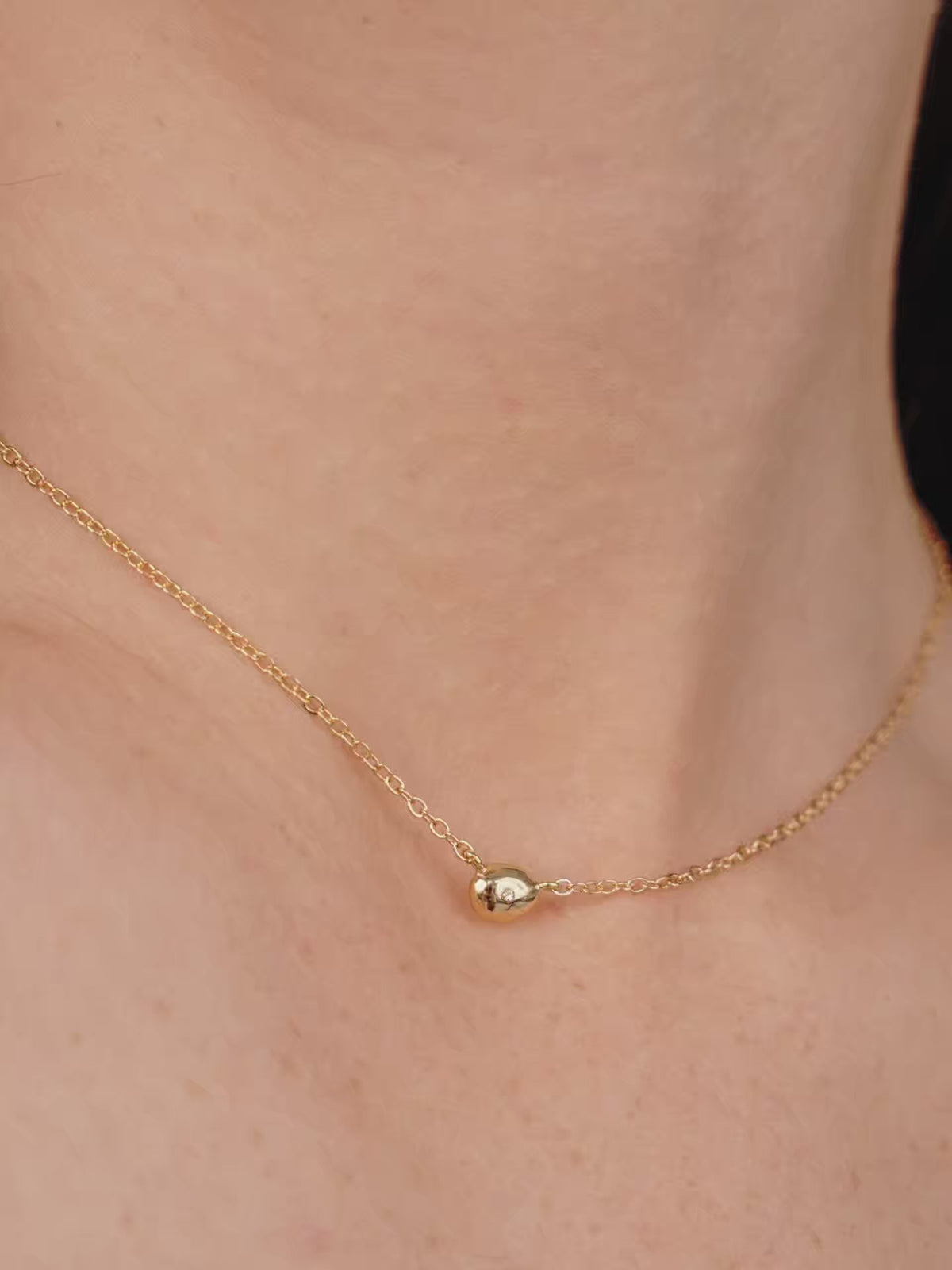 Polished Dainty Pebble Necklace - 18k Gold Plated | Ettika