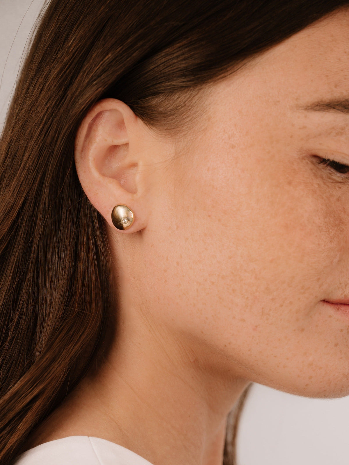 Polished Pebble Crystal Stud Earrings - 18k Gold Plated | Ettika