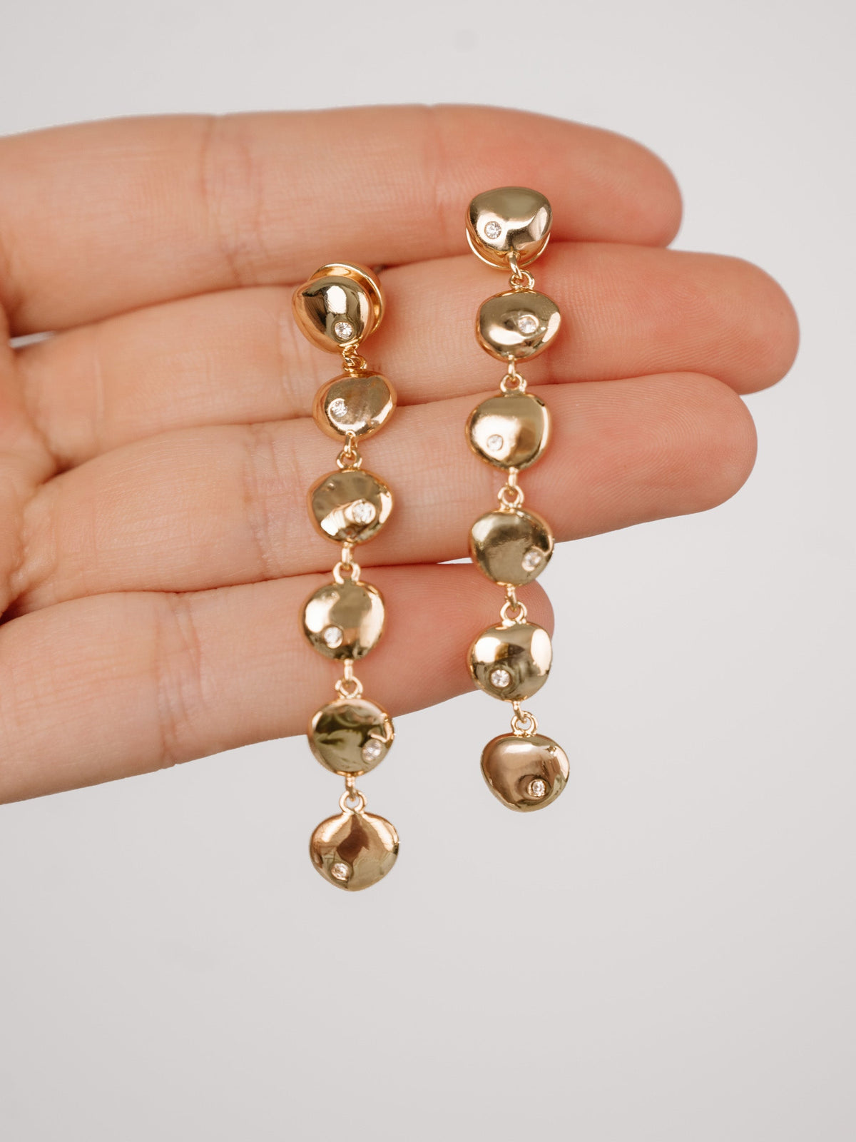 Polished Pebble Linear Dangle Earrings - 18k Gold Plated | Ettika