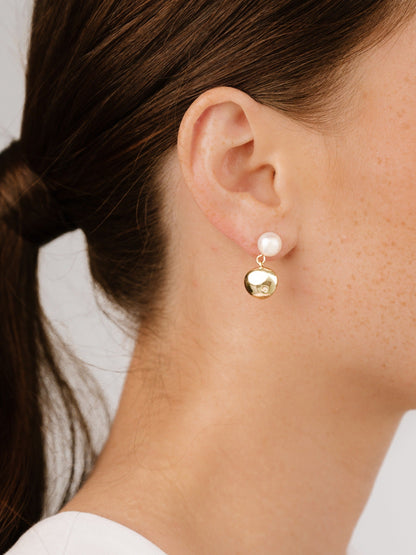 Small Pebble and Pearl Dangle Earrings - Pearl | Ettika