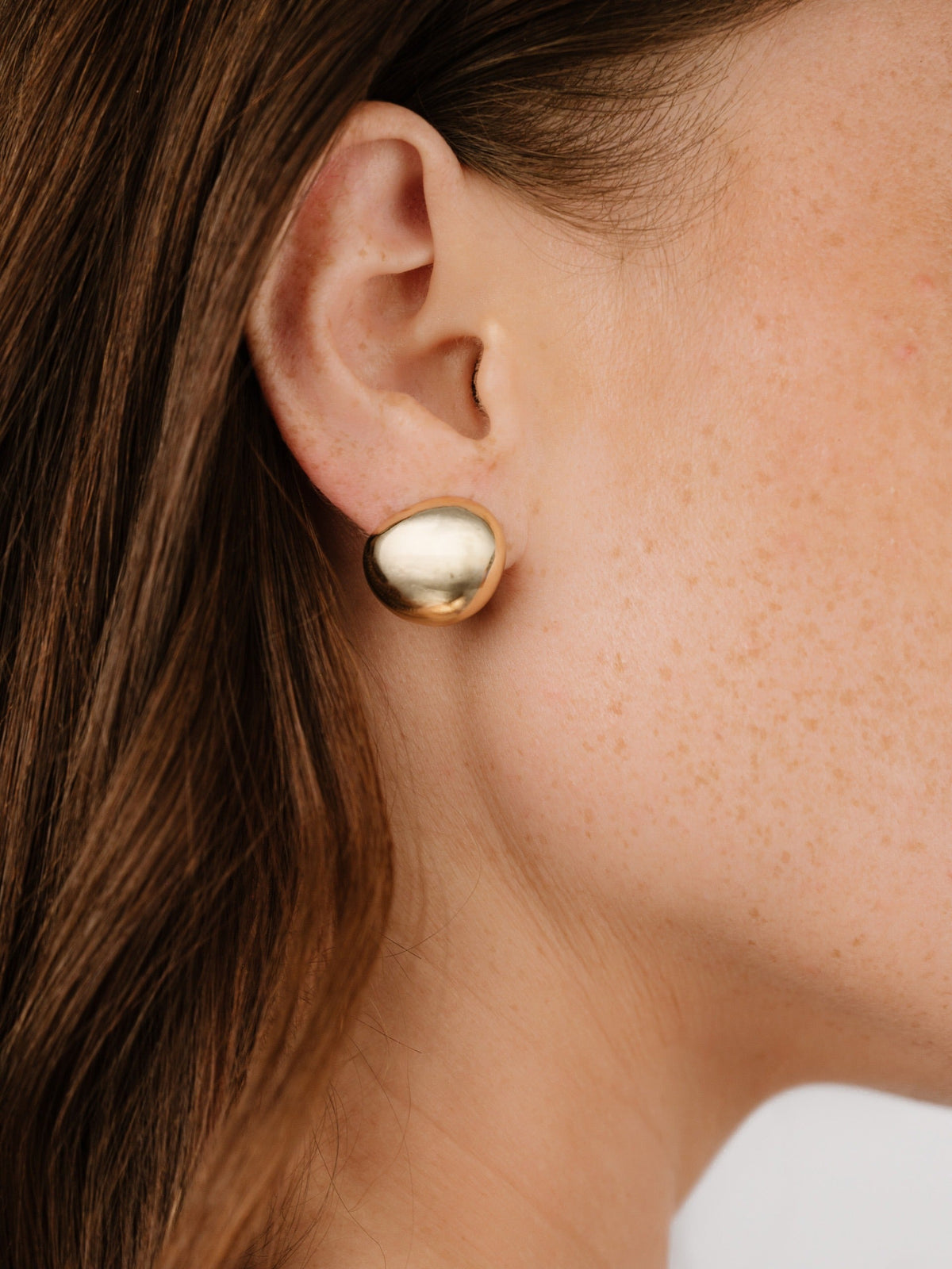 Polished Pebble Stud Earrings - 18k Gold Plated | Ettika