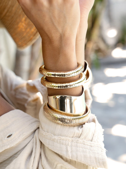 Smooth Cuff Bracelet - 18k Gold Plated | Ettika