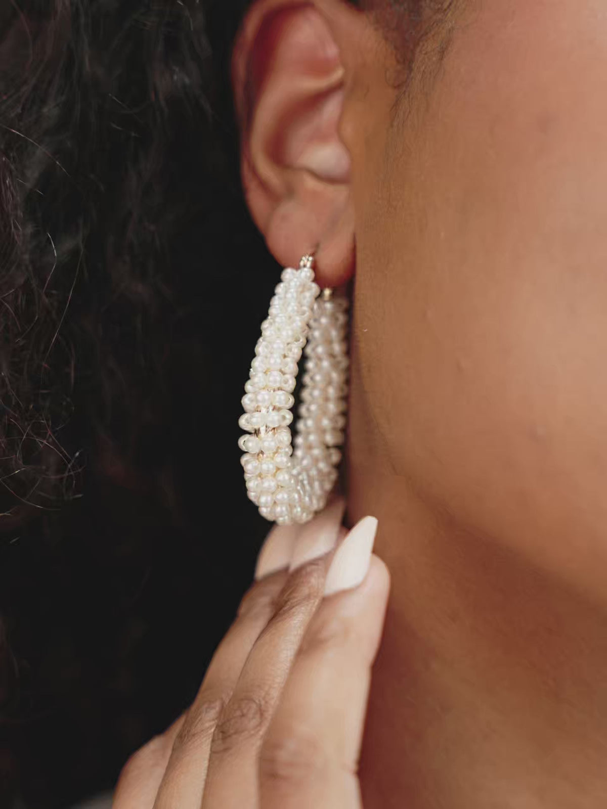 Pearl Wrapped Hoop Earrings - Pearl | Ettika
