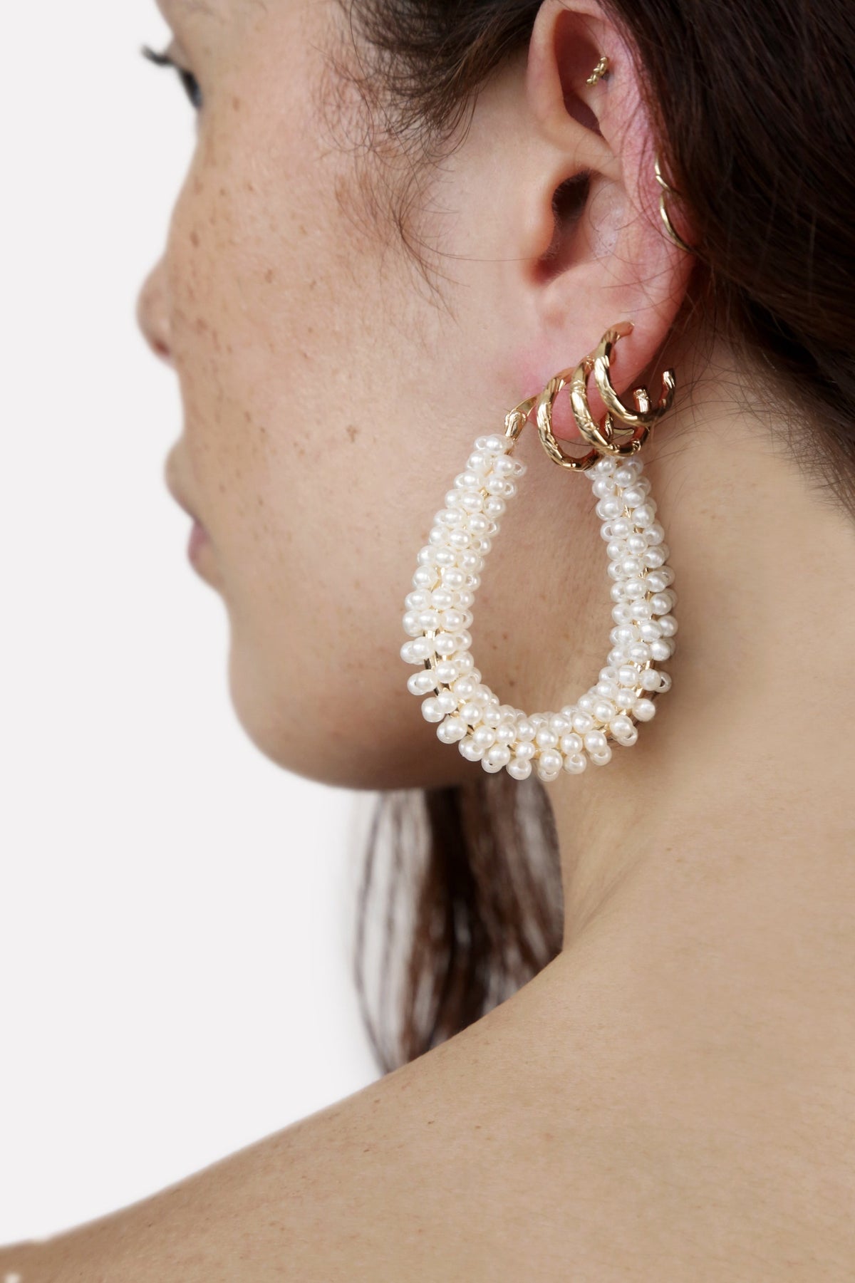 Pearl Wrapped Hoop Earrings - Pearl | Ettika