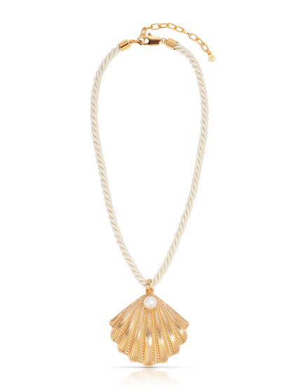 Scallop Shell Pendant Necklace - Pearl with 18k Gold Plating | Ettika