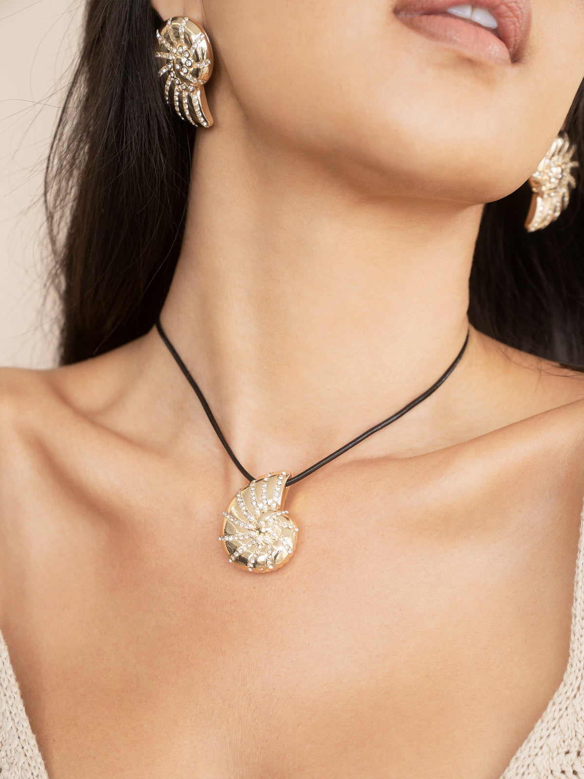 Nautilus Shell Cord Necklace - 18k Gold Plated | Ettika
